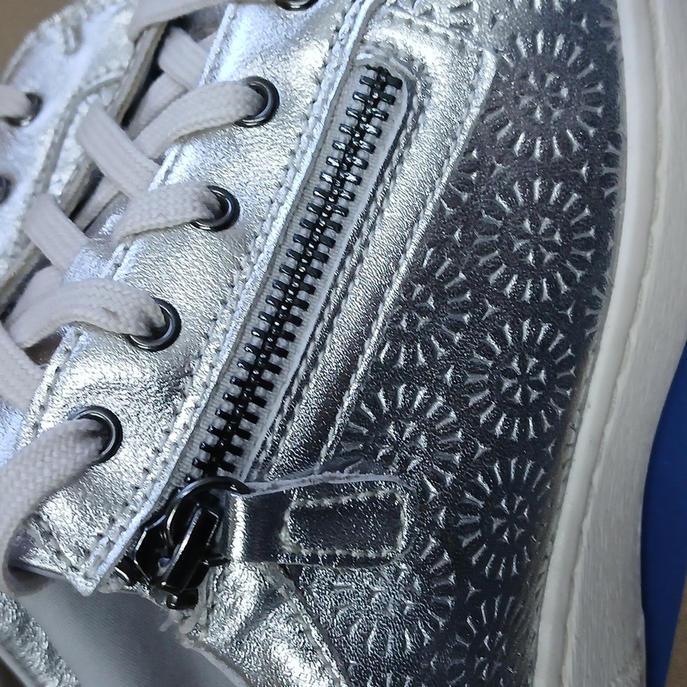 New Clarks Collection Caroline Rio Leather Sneaker 7 1/2 - Picture 2 of 8
